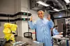 Lauri Sainiemi er nanoingeniør, og var sentral i utviklingen av skjermteknologien til HoloLens før han ble leder for Microsofts kvante-lab. Foto: Mona Strande