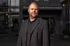 Johannes Myhre Vallesverd leder gruppen Økokrim og Nkom opprettet for å bekjempe digital svindel.