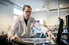 – Vi fikk et knallbra bilde hjem allerede på første forsøk. Og kvaliteten på bildene fra HYPSO-2 er fortsatt knallbra, slår Simen Berg fast. Han er doktorgradskandidat ved NTNU og operasjonsleder for småsatellitten HYPSO-2