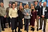 Nasjonal ekspertgruppe mot digital svindel ble opprettet av Nkom og Økokrim i 2023. Den ledes av Johannes Vallesverd, som står helt til høyre. Foto: Regjeringen