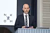 Nkom-sjef John-Eivind Velure har fått laget en rapport som viser at staten må sponse utbygging av bredbånd til alle med 9,6 milliarder kroner – om alle skal få høyhastighetsbredbånd via fiber.