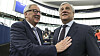EU-kommisjonens president Jean-Claude Juncker sammen med EU-parlamentets president Antonio Tajani i EU-parlamentet i Strasbourg.