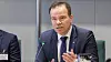 Statssekretær Tomas Norvoll i Kommunaldepartementet vil ikke si noe om departementets behandling av Telenors ferskeste kobberklage.