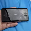Nokia 8 Sirocco har glass-bakside. Foto: Odd Richard Valmot