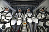 Butch Wilmore, Alexander Gorbunov, Nick Hague og Suni Williams avbildet mens de sitter inne i romkapselen fra SpaceX etter at den var blitt fisket opp av skipet Megan utenfor kysten av Florida tirsdag.