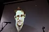 Den verdenskjente varsleren og avhopperen Edward Snowden sier det må være en åpen debatt om hva etterretningstjenesten skal ha lov til å drive med. (Arkivfoto)