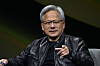 Det vil trolig ta en årrekke før verden klarer å skape et KI-verktøy som ikke hallusinerer, altså finner på ting, tror Nvidia-sjef Jensen Huang.