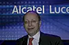 Alcatel-Lucent-sjef Ben Veerwayen ser lyst på 2011.