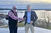 Bildet viser (fra v.) Navipro-sjef Thomas Molin og Evidis konsernsjef Jørn Seglem – som mener de har funnet en unik match i Sverige.