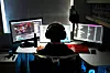 I spill og i det digitale miljøet er det press som i det virkelige livet. Mange spill er gratis i utgangspunktet, men du kan bruke penger på klær og utstyr til figuren din. Du blir ikke bedre i spillet, men du ser veldig kul ut. De nasjonale skjermrådene ble lansert 8. januar. Det anbefales at man unngår å bruke penger på kjøp i dataspill.