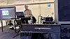 Greg FitzPatrick er mannen bak ideen om å starte Museum of Artificial Intelligence i Stockholm. Her foran en installasjon som viser vibrasjoner i rommet.