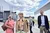 Selv om skytjenester kan ha flere fordeler, har nok mange fått et mer nyansert syn på temaet nå enn for ti år siden. Her besøker digitaliseringsminister Karianne Tung Stack Infrastructure i Fetsund.