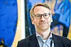 KI-direktør Torbjørn Folgerø i Equinor forklarer at langt flere enn KI-eksperter er involvert i utvikling av modeller. Foto: Marius Valle