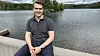 Martin Nordby har erfaring både som tekniker og rekrutterer, nå starter han selskapet Mabono, som skal drive rekruttering innen cybersikkerhet. Foto: Gabrielle Graatrud