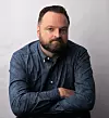 Alderstilpasningen kan også ha overføringsverdi til tjenester der man skal gi sine aldrende foreldre finansiell hjelp, mener senioringeniør Eirik Gulbrandsen i Datatilsynet. Foto: Rune Hammerstad