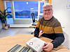 John Helland er direktør for Helse- og omsorg i Alta kommune. De har rundt 250 av trygghetsalarmene som ikke lenger virket som de skulle da Telias 2G-nett ble stengt i høst., men alarmene har nå fått simkort fra Telenor.
