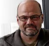EFNs pressekontakt Bjørn Remseth påpeker at det ikke er første gang innholdet på et nettsted utgis i bokformat for å utfordre lovverk. Bilde: Espen Zachariassen