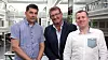 Investor i Qbee, Tom Christensen, flankert av daglig leder Carsten Lehbrink (til venstre) og utvikleren Dmitry Shevchenk. Foto: Harald Brombach