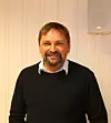 Tydal-ordfører Jens Arne Kvello (Sp) kaller regjeringens datasenter-grep for «skivebom». Han frykter at kommunen vil miste 17–18 millioner kroner i årlige inntekter som i dag finansierer lokale tjenester. Foto: Tydal kommune