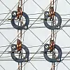 Transfluxor: Nettverk av “«transfluxorer», tidsskriftlitteraturen rapporterte mange muligheter for magnetiske logiske kretser. Foto: Wikipedia