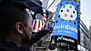 Det var en produktsjef i Coinbase som brukte informasjon fra sin rolle til å tipse andre om hvilke valutaer som kom til å stige i verdi.
