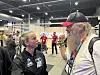 Astronaut Jannicke Mikkelsen og Yngvar Ugland avtalte å snakkes senere da de møttes under Oslo Tech Show. Foto: Tormod Haugstad