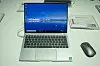 Skjerm det neste: Det er to ting som slår en med den nye bærbare PC-en. Den har en enorm skjerm med ørliten ramme, og trackpaden er også enorm.