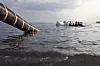 Europeiske kabelprodusenter og kabeleiere ber EU, Nato og Storbritannia øke innsatsen for å beskytte undersjøiske kabler. Bildet er tatt under legging av en undersjøisk strømkabel.