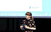 Christine Dalebø Gjerdevik fra Datatilsynet presenterer rapporten om kunstig intelligens og personvern. Foto: Dataforeningens videostrøm