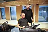 – Jeg bruker en passordmanager, så jeg er ikke avhengig av å være helt passordfri, sier Microsofts sikkerhetssjef Ole Tom Seierstad, her sammen med Troy Hunt. Foto: Marius B. Jørgenrud