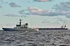 Det kinesiske lasteskipet Yi Peng 3 har i tre uker blitt voktet av marine og kystvaktskip fra tre Nato-land fordi det mistenkes for å ha ødelagt fiberkabler i Østersjøen i midten av november. Nå begynner Nato å teste ut overvåkingsutstyr som skal avsløre kabelkuttere.