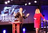 Konsernsjef Björn Ivroth hadde profesjonell konsulentbistand fra Anne Lindmo under den offisielle åpningen av det nye dataaenteret til Evry.
