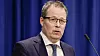 Forsvarsminister Bjørn Arild Gram (Sp) sier norske myndigheter ikke er godt nok rustet til å avdekke statlig spionasje, cyberangrep og grenseoverskridende terrorplanlegging