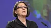 EUs transportkommissær, Violeta Bulc, anser avgjørelsen for å være fremtidsrettet. Det er ikke GSMA (GSM Association) enig i.