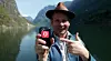 Den kjente britiske reisejournalisten Ian Wright skal fronte Operas lette mobilnettleser Mini for Travel Channels publikum.