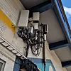 To frekvenser, mange sektorer: Yaras anlegg dekkes av en basestasjon, men med mange antenner i fem sektorer. Både på 3,6 og på 26 GHz Foto: Odd Richard Valmot