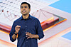 Microsoft-direktør Pavan Davuluri har ansvar for blant annet Windows. Her avbildet under en konferanse ved Microsofts hovedkontor i Redmond i fjor.