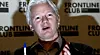 Julian Assange sier han nå vil samarbeide med svenske påtalemyndigheter om avhør i London.