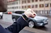 Be Volvoen starte varmeappararat ved å snakke til armbåndet Microsoft Band 2.