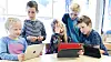 Barn bruker gjerne sosiale medier når de skal finne ut hva som skjer i nyhetsbildet. YouTube og TikTok brukes mye av barn i barneskolealder, Snapchat blir mer brukt av tenåringer.