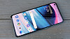 Veldig god skjerm: Amoledskjermer er på vei ned i mellomsegmentet, hvor OnePlus Nord CE 5G hører hjemme. Det er 5G også.
