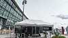 Telenorfestivalen 2022. Jazz-musikere spiller sammen via 5G på to ulike deler av Telenor-tomta på Fornebu. Musikken formidles via tre basestasjoner. Foto: Håvard Fossen