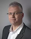 Litt jubel, men også med flere forbehold. IKT-Norges Roger Schjerva.