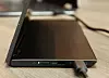 Thinkvision M14 støtter «strømgjennomgang», slik at du kan lade PC-en via en USB-C-ladeadapter koblet til den eksterne skjermen. Foto: Kurt Lekanger