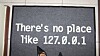 Adressen 127.0.0.1 peker alltid hjem, altså til den lokale verten. Men det er ikke nødvendvis tilfellet med localhost-navnet.