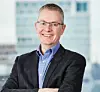 Rune Sandbakken, fagsjef i satellittkommunikasjon ved Norsk Romsenter. Foto: Stig Jarnes
