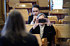 Barne- og familieminister Lene Vågslid er glad for at Sverige følger Norge om telefonbruk for unge.