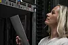 – Vi tiltrekker oss datasenterinvesteringer i hundremillionersklassen, men glemmer å utdanne montørene som skal bygge og vedlikeholde infrastrukturen, skriver Mia Silkoset i JM Hansen Midt AS.