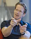 NORSAR-sjef Birger Steen sammenligner utviklingen av uregulerte KI-agenter med risikofylt genforskning på virus. Arkivbilde. Foto: Arash A. Nejad