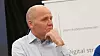 Telenor-sjef Sigve Brekke mener selskapet har spart et sted mellom åtte og tretten milliarder kroner på å vente med frekvenskjøp i Thailand.